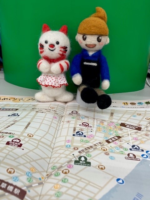 ＼下町そぞろめぐりスタンプラリー／
✨開催エリア✨
蔵前・浅草橋～駒形・寿・元浅草・小島
三筋・鳥越・柳橋の　#台東区 内エリア

✨参加店舗は約80店舗✨
書店・花屋・八百屋・雑貨店・カフェ
整体・寺社など多彩なジャンルが参加しています
<a href="/sitamachisozoro/">下町そぞろめぐり スタンプラリー＆マルシェ</a>  #シモジマ