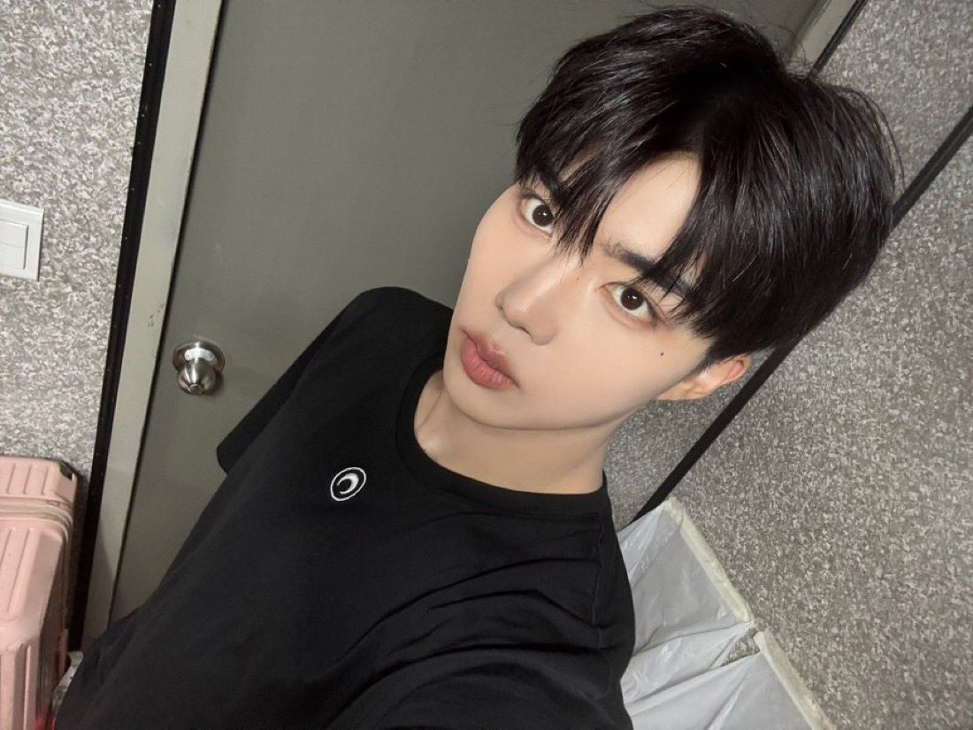 geonppan's tweet image. MY AEGI BEARRR CANT WAIT TO MEET YOU THIS WEEK