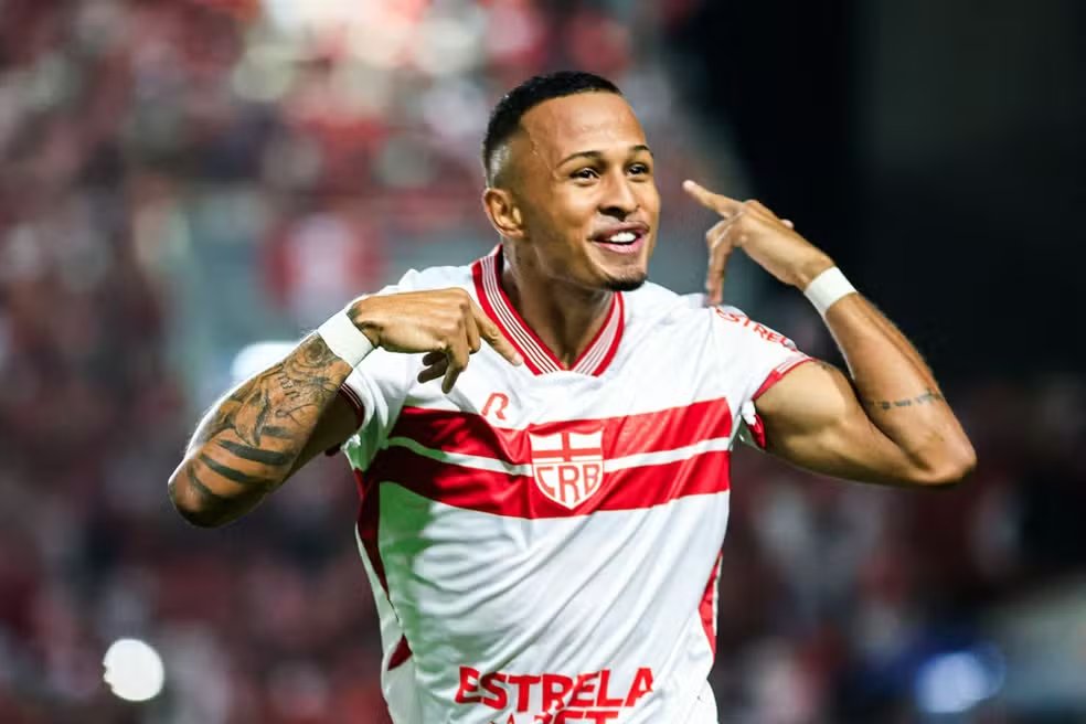 LuizHeytor2's tweet image. se Léo Pereira jogar mais bola do que Atencio vai ficar ainda mais claro que o que a gente precisava era de jogador com VONTADE e INTENSIDADE !
Atencio, Sérgio Oliveira, Paciência e CIA vão ficar ainda mais queimados