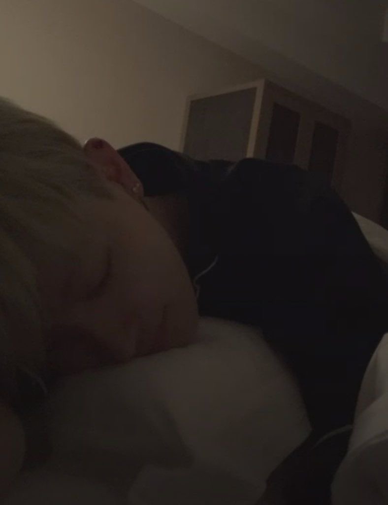 yunosdor's tweet image. good night sweet people 🌙