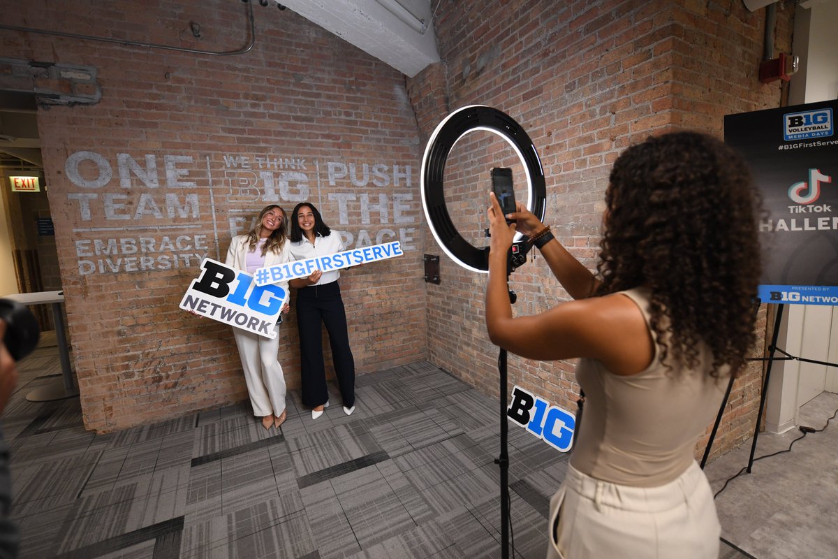 Smile for the camera 📸🏐

#B1GMediaDays