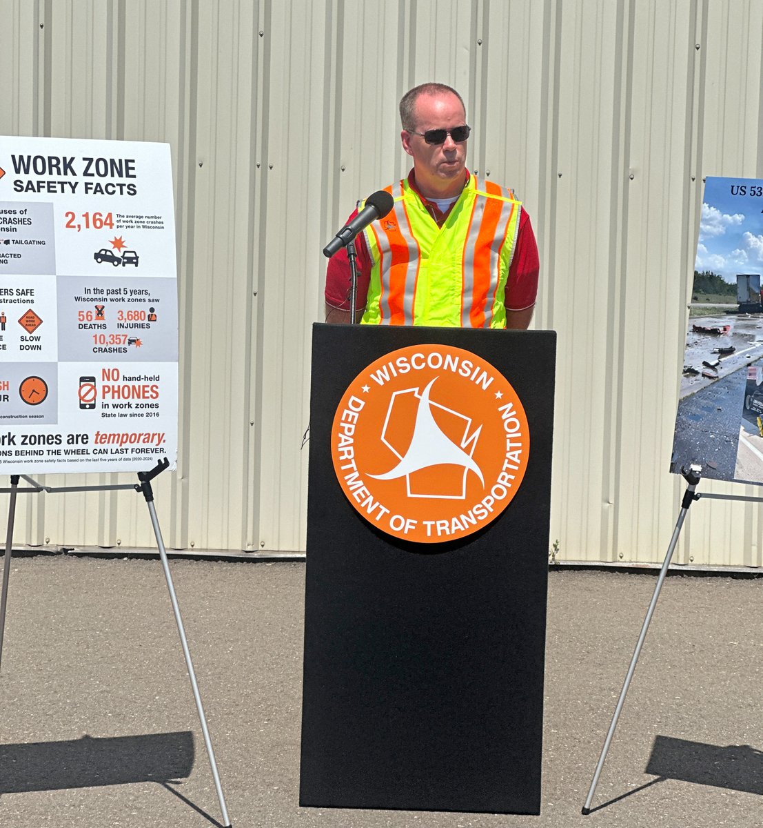 WisconsinDOT's tweet image. WisDOT Deputy Secretary Scott Lawry joined the @wistatepatrol, Douglas County Highway Department, and other officials in Superior today to reemphasize the importance of responsible driving in construction zones. wisconsindot.gov/Pages/about-wi…