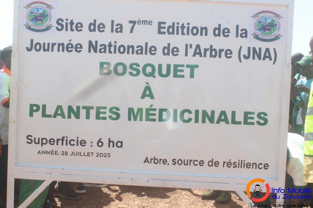 roland30417's tweet photo. 🌿🇧🇫 7e JNA dans le Zondoma : 1 000 plantes médicinales mises en terre à Bouli.
Un bosquet communautaire sur 6 ha, offert à l’UTPZ, incarne la résilience & la valorisation de la pharmacopée locale.
#JNA2025 #Reboisement #MédecineTraditionnelle #Zondoma #UTPZ #Gourcy https://t.co/D7KZH1N3U2