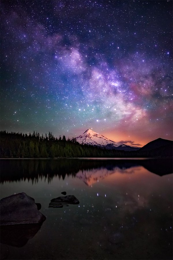 Night 
The Milky Way galaxy drifts beyond Mt. Hood, as seen from the beautiful Lost Lake in Oregon 
#INDIGENOUS #TAIRP