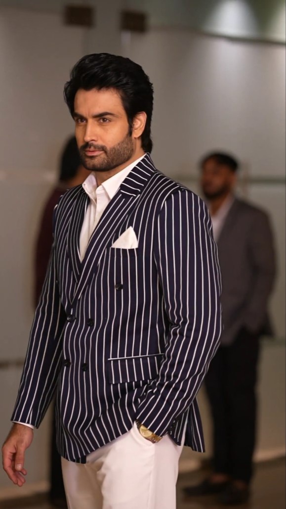 - He’s not just handsome. He’s heart-stopping, soul soothing, and absolutely unforgettable 💘🤌

#VivianDsena <a href="/VivianDsena01/">Vivian Dsena</a>