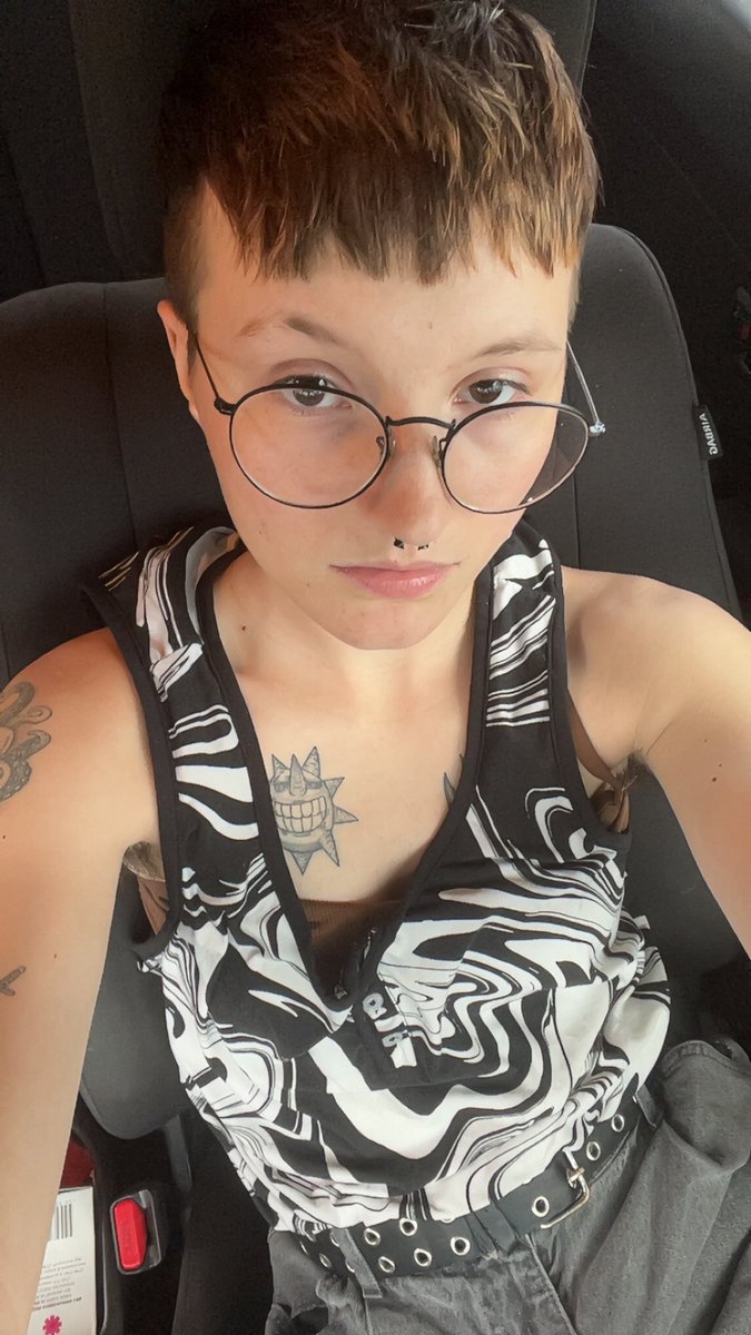 2016-2025 
the eyebrows were serious back then