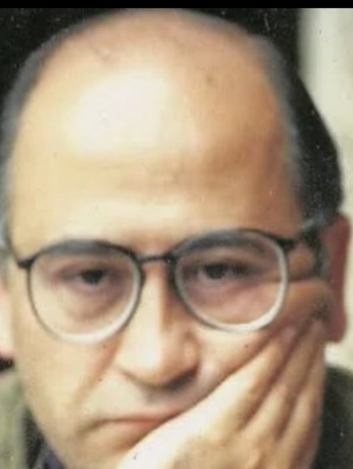 AcaralSevgi's tweet image. Bir yanı var
ömrümüzün
belki bir gün gülecek.

Behçet Aysan🤍🕊