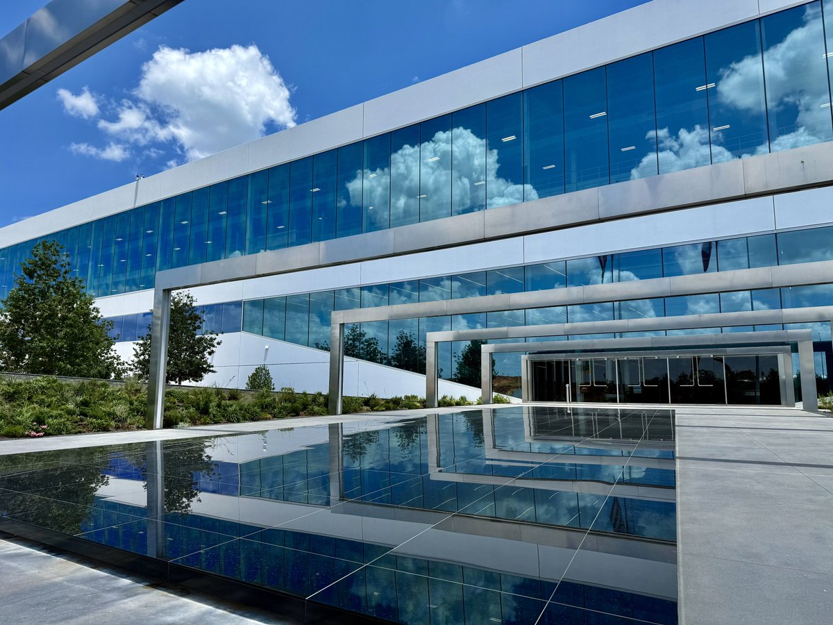 geniessen_sie's tweet image. Tesla Giga Factory in Austin 👍