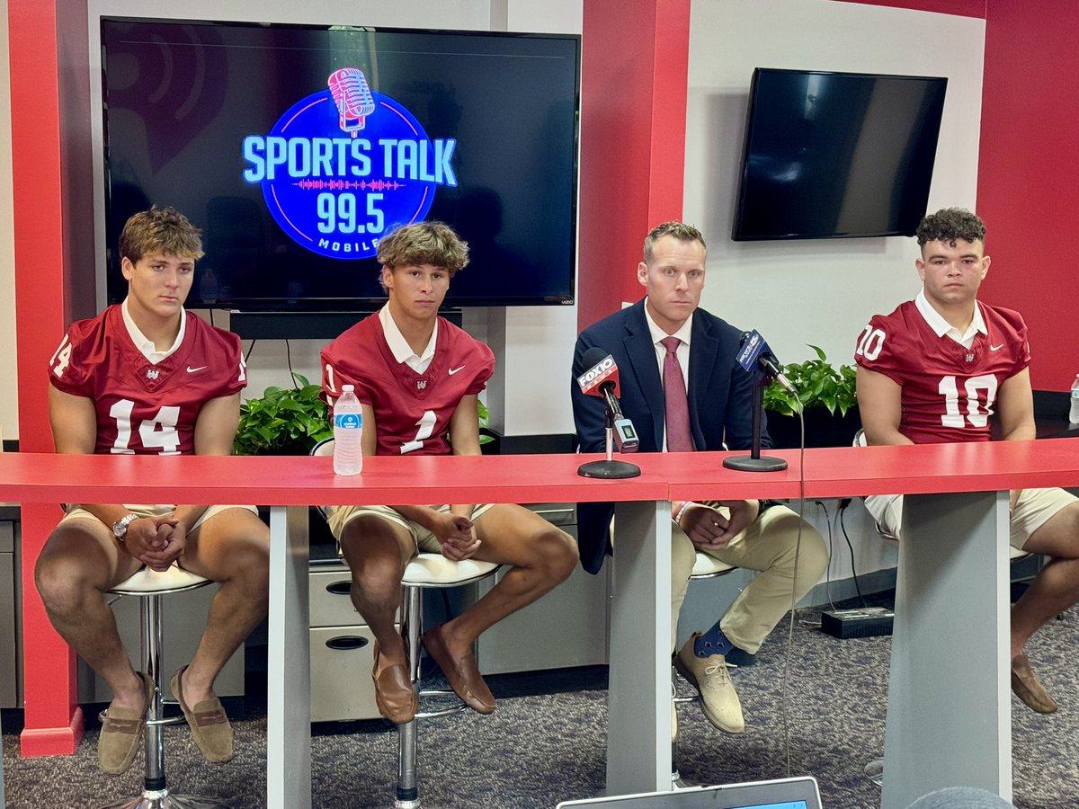 A new man at the table representing UMS-Wright football for the first time in nearly 3 decades 

First year head coach Sam Williams takes the mic for the first time at Mobile County Media Days (Previously at Brandon HS in MS) joined by David Lott, Sr., DB
Caplyn Reed, Sr., LB/RB