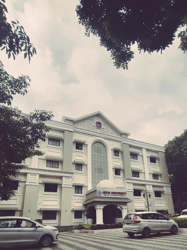 MontyBehra's tweet image. Day 4/100 – Life in Pune 🏡📸
Moved into my new flat early this morning.
While filming the room, my phone slipped — now the screen’s all glitchy like the Matrix 
Not the smoothest first week.
Got some goodies from college 
Ended the day totally drained.
#PuneDiaries #JSPM #Pune