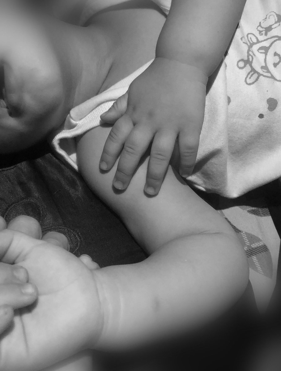 Is there a hand that will reach out before my child withers in my arms
I am suffering my eyes are sleepless from worry
Our home is destroyed our food has run out and the sound of war is merciless
All I ask for is mercy
Your donation today could save a life
chuffed.org/project/121890…