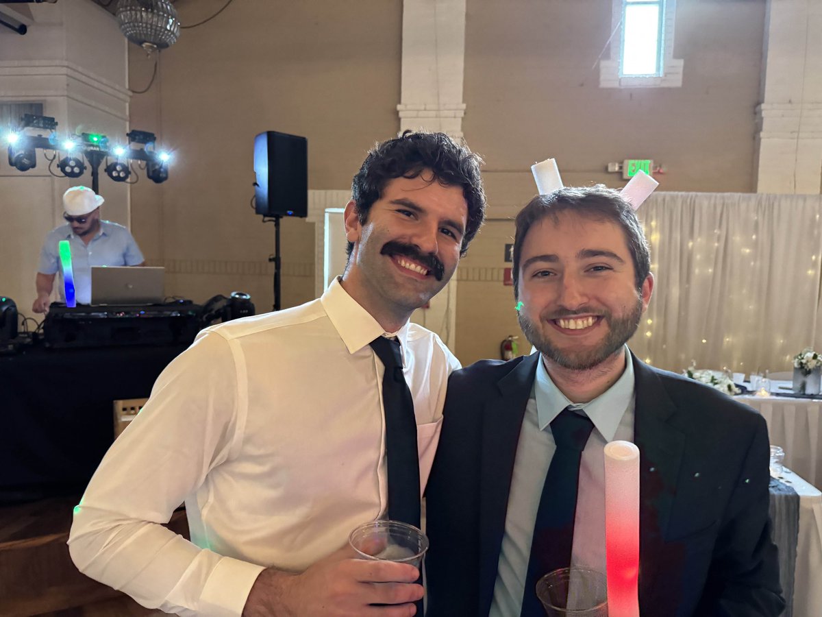 Sam Essig (@samessigg) on Twitter photo 