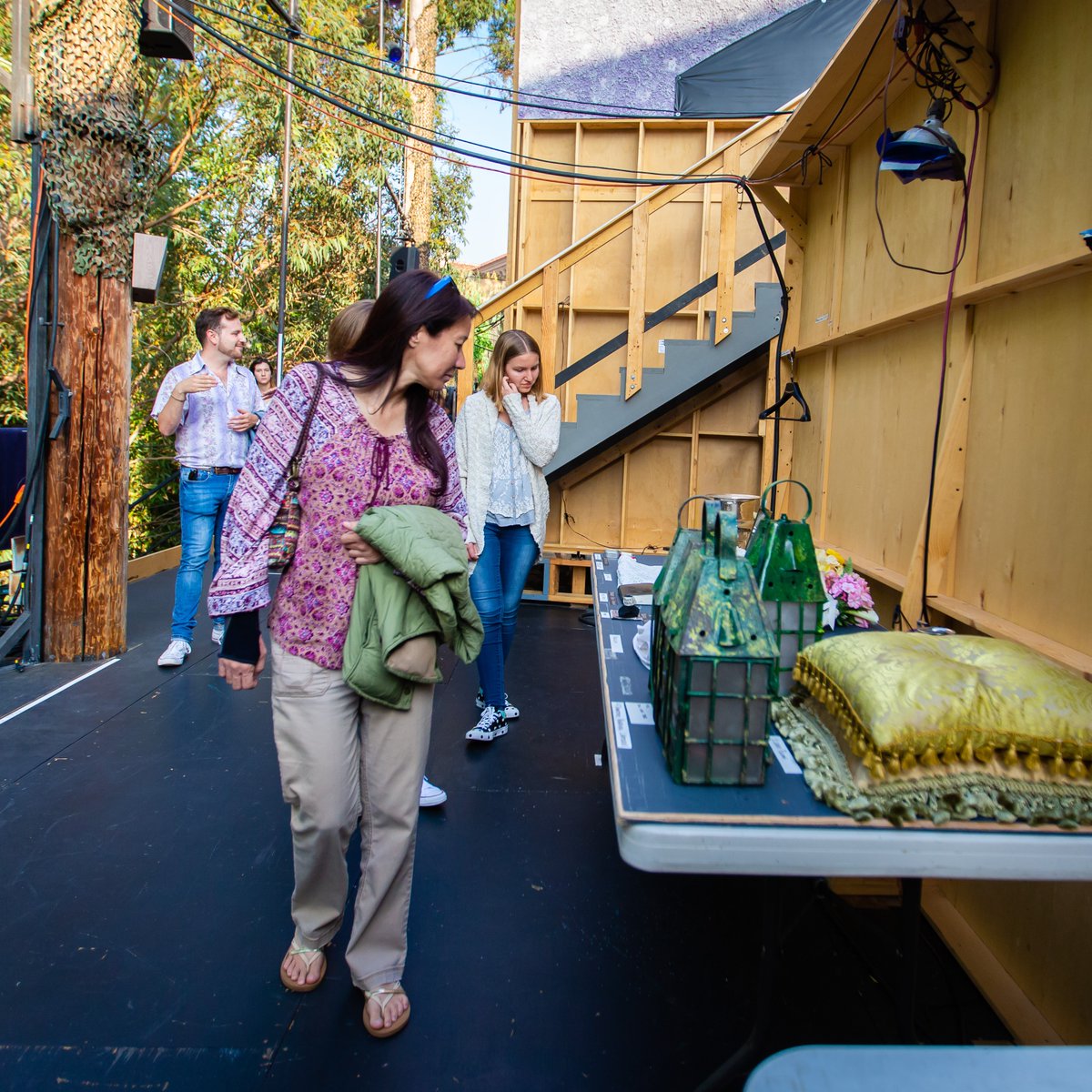 Go Behind the Curtain with us! ✨ Our free workshop series will teach you all about the incredible design elements behind our summer production of The Comedy of Errors. Sign up today: loom.ly/5tn4zC0