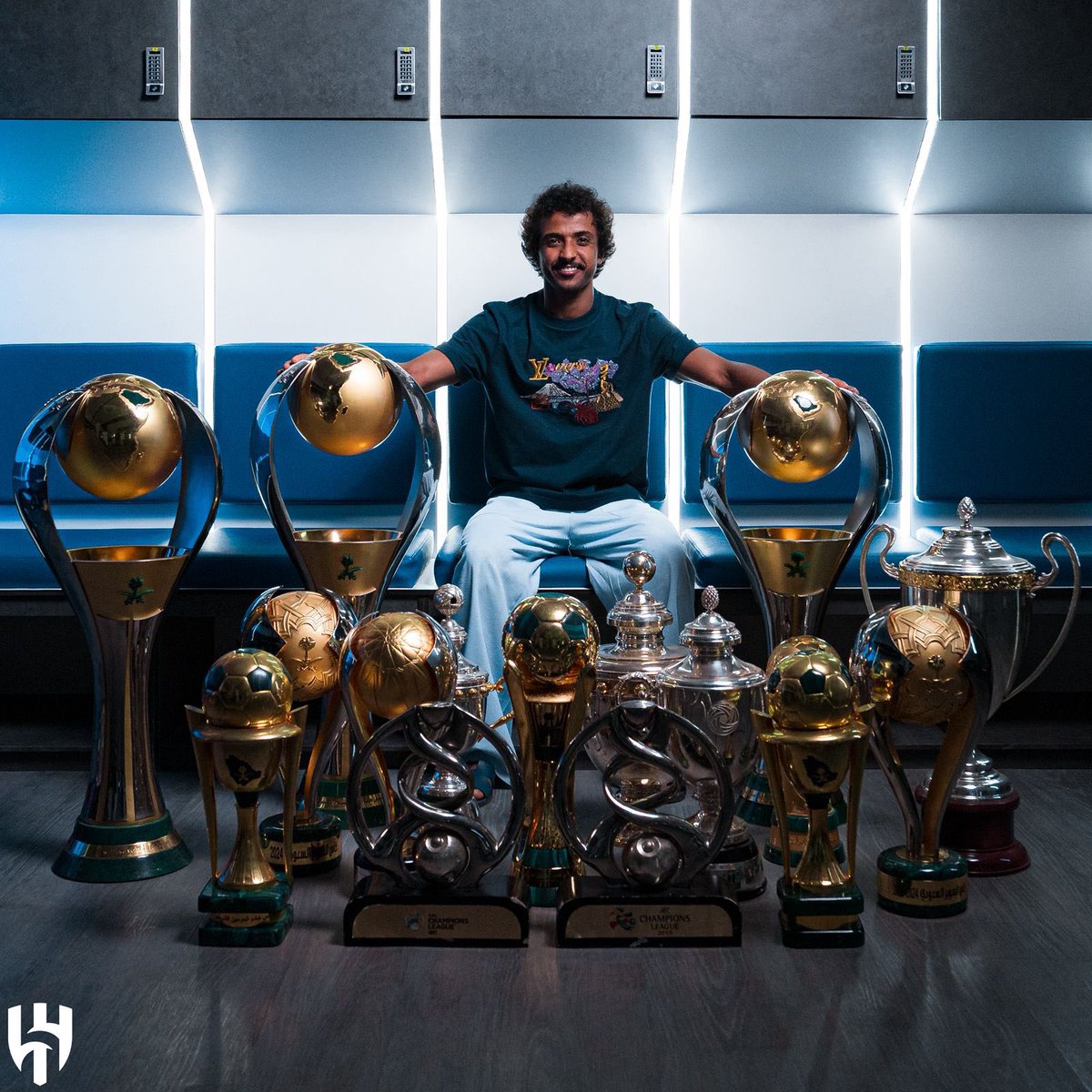 يالها من صورة عظيمة!!!!! 💙💙💙💙🥶🥶🥶🥶🥶