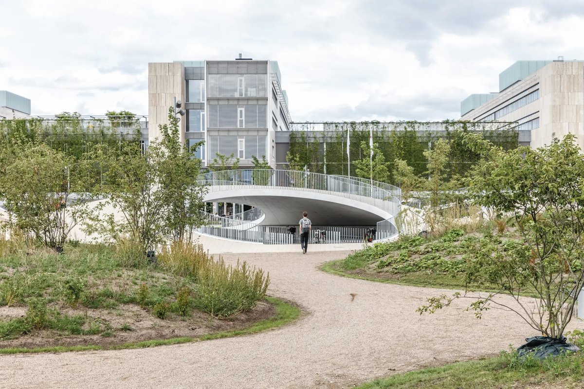 After a once-in-a-millennium storm flooded Copenhagen in 2011, the city set out to revamp its flood defenses.

Today, hundreds of flood projects blanket the city — from pumping stations to "sponge parks" — with hundreds more in the works.

Read more: bit.ly/44Ya17e
