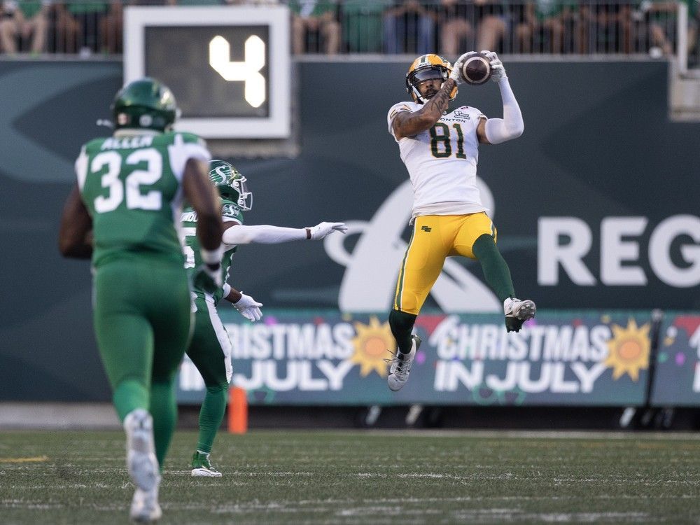 leaderpost's tweet image. Rider Rumblings Ep 171: Roughriders sit atop the West
#yqr
bit.ly/4lMX5Z3