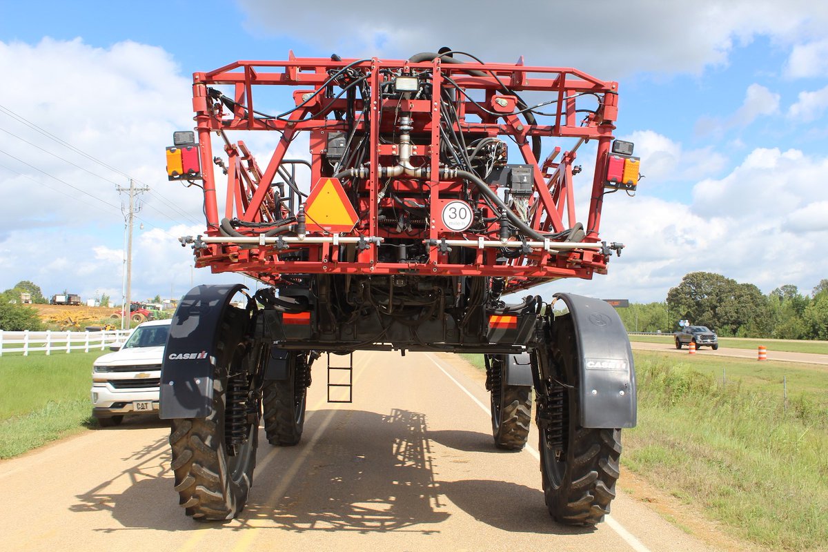 ICYMI: EPA has released a proposed registration decision for low-volatility dicamba products for over-the-top use on dicamba-tolerant #soybeans and cotton. ow.ly/m4kT50WwaqF #AgPolicy #Farmers