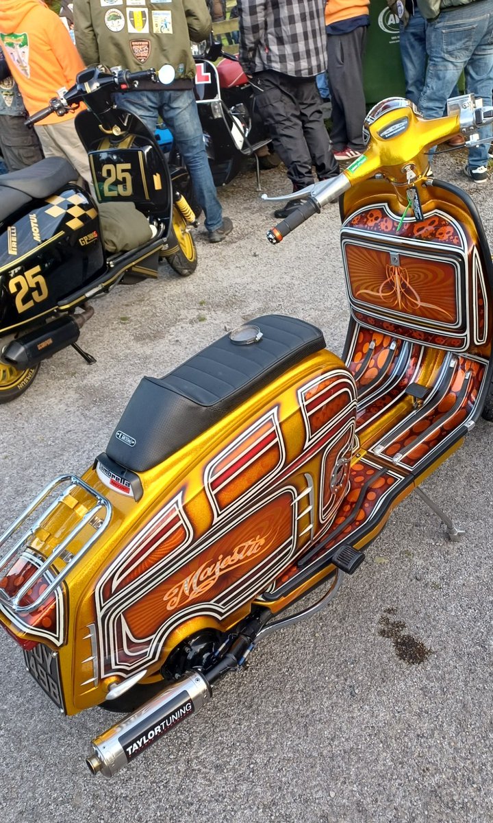 #Scooterlife4yorkshire 
#Noclubscooterriders