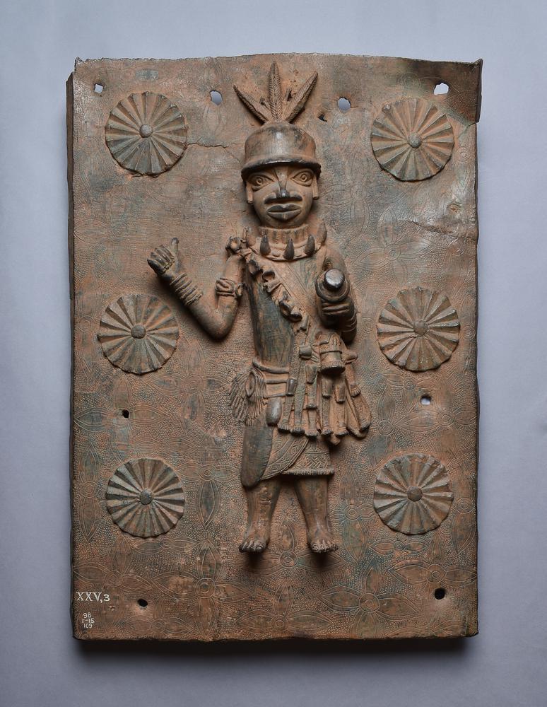 HistorylandHQ's tweet image. Benin Bronze from West Africa [774 x 1000]