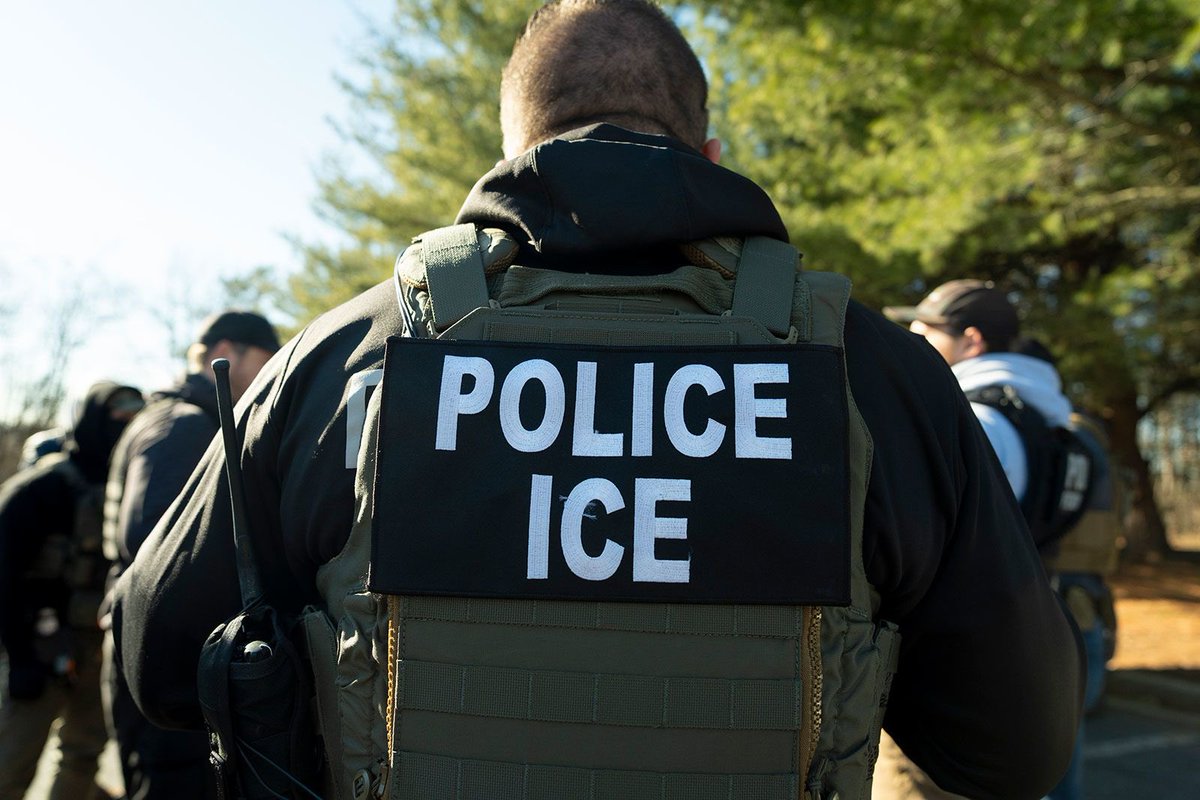 🚨 BREAKING: Arrestato immigrato giamaicano irregolare che si spacciava per poliziotto nel Maine
