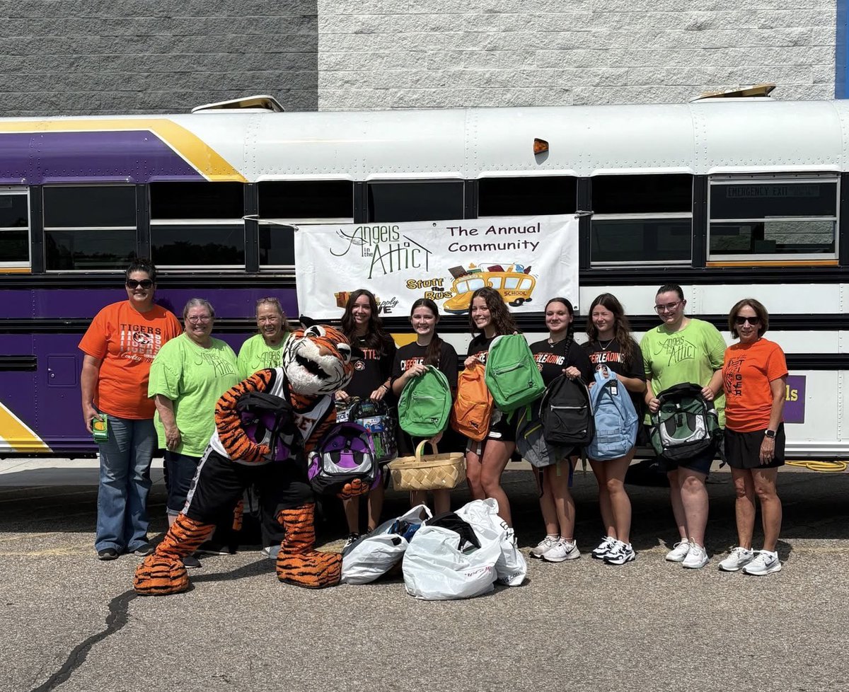 CowleySpirit's tweet image. Tank the Tiger & members of the cheer and dance teams helped with this year’s Stuff the Bus school supply drive!