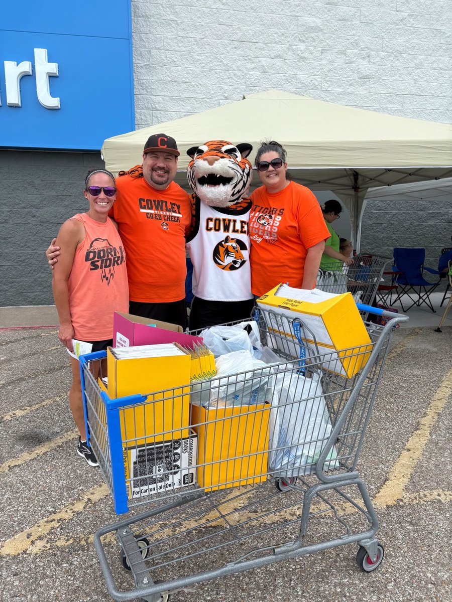 CowleySpirit's tweet image. Tank the Tiger & members of the cheer and dance teams helped with this year’s Stuff the Bus school supply drive!