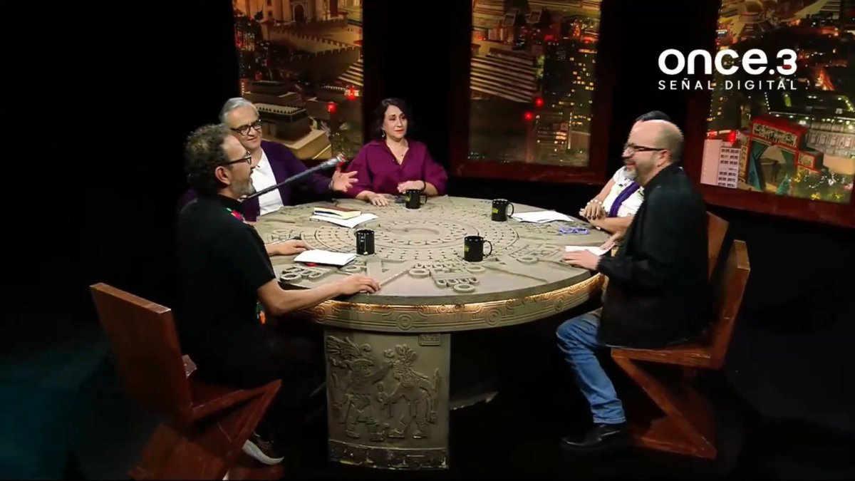 #Entrevista 📺

Anoche, el secretario <a href="/IntiMunoz/">Inti Muñoz</a> , titular de #Vivienda, platicó con <a href="/norareinachula/">Nora Huerta</a> <a href="/monocordio/">Fernando Rivera C.</a> <a href="/jairocalixto/">Jairo Calixto</a> <a href="/laleonaconchi/">Conchi León</a> del programa <a href="/MamutOperacion/">Operación Mamut</a> sobre el #Bando1: las acciones para combatir la gentrificación y garantizar el derecho a la vivienda.

Te