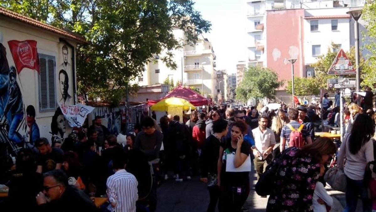 Cinecocomerata per la Palestina, al Pigneto una serata di cultura e solidarietà roma.repubblica.it/cronaca/2025/0…