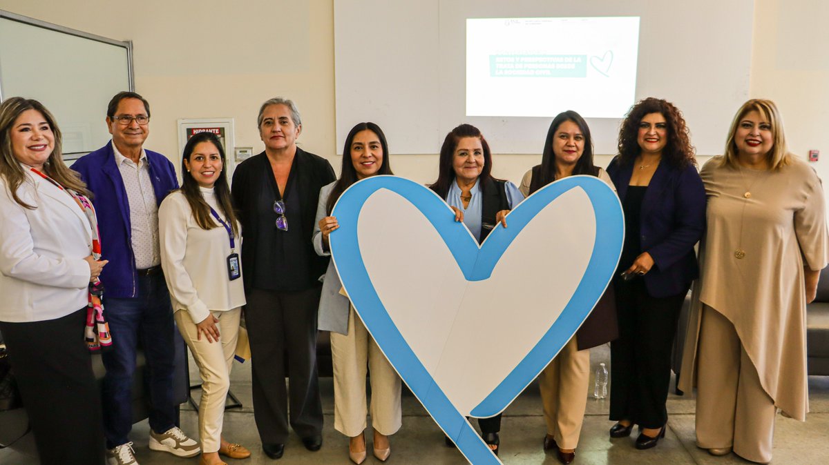 OIM_Mexico's tweet image. Participamos en el conversatorio “Retos y perspectivas de la trata de personas desde la sociedad civil”, realizado en el marco del Día Mundial contra la #TrataDePersonas, invitados por la @SGGBC_.

Agradecemos la oportunidad de sumar al diálogo interinstitucional, visibilizar las…