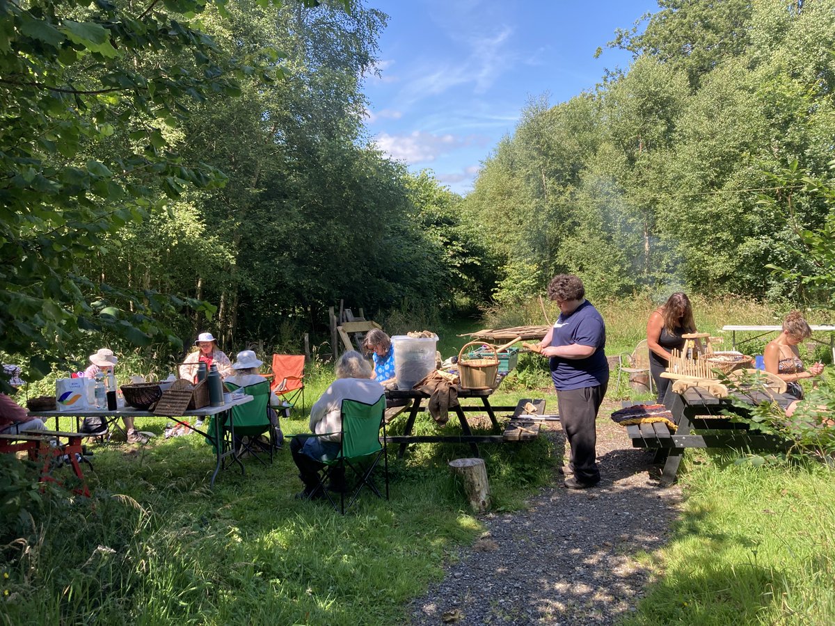 🖌️🐿️ We held red squirrel–themed craft &amp; art events across Anglesey—celebrating nature &amp; community creativity!
🖌️🐿️ Cynhaliwyd digwyddiadau crefft ac arlunio gyda thema wiwer goch ar draws Ynys Môn—gan ddathlu natur a chreadigrwydd cymunedol!