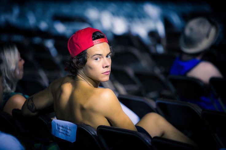 stylesfolders's tweet image. this picture changed lives