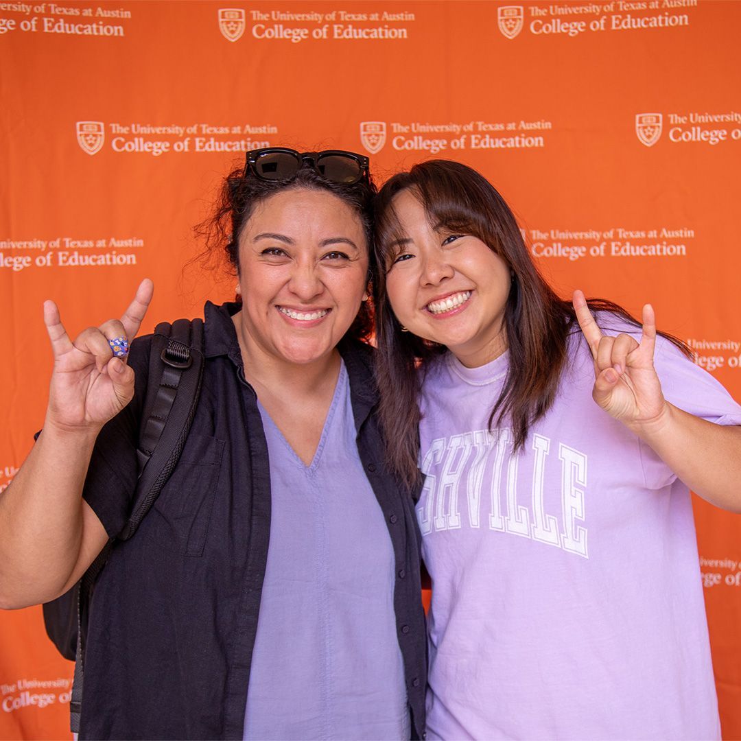utexascoe's tweet image. COE faculty and community partners are helping teachers across Texas integrate Asian American histories and interdisciplinary content into everyday lessons.

Preserving history, reimagining education: bit.ly/41fnt5J 
#WhatStartsHere