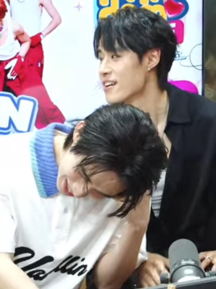 KCH3078's tweet image. แต่ก่อนตุวติดกันจริงๆ ที่พักและความสบายใจของน้องฮง