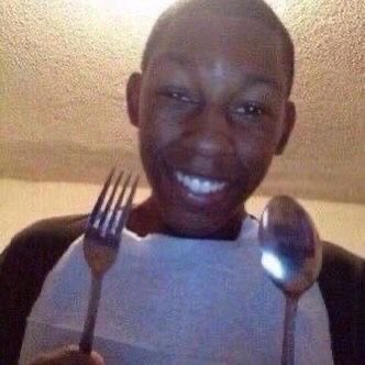 Yas in shakiras dress is a slay  #LoveIslandUK