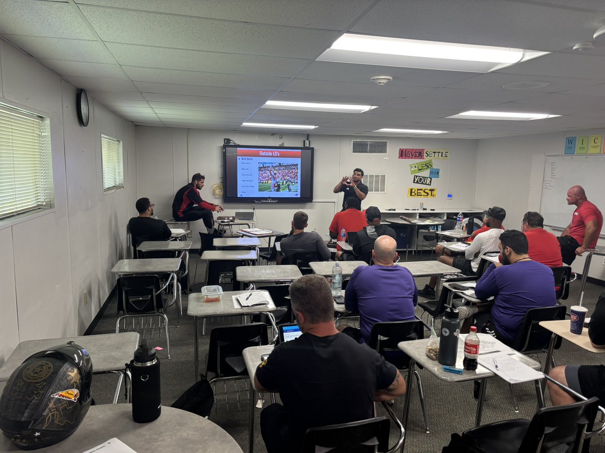 JayMond Cleveland (@coach_jcleve) on Twitter photo GCM FOOTBALL <a href="/GcmPatriot/">GCM Patriot Football</a> and feeder schools getting ready for the 2025 season. <a href="/EFGreenJuniorH1/">E.F. Green Junior School Athletics</a> <a href="/HJSEagles/">HJS Eagles</a> #COUNTonME GCM FOOTBALL <a href="/GcmPatriot/">GCM Patriot Football</a> and feeder schools getting ready for the 2025 season. <a href="/EFGreenJuniorH1/">E.F. Green Junior School Athletics</a> <a href="/HJSEagles/">HJS Eagles</a> #COUNTonME