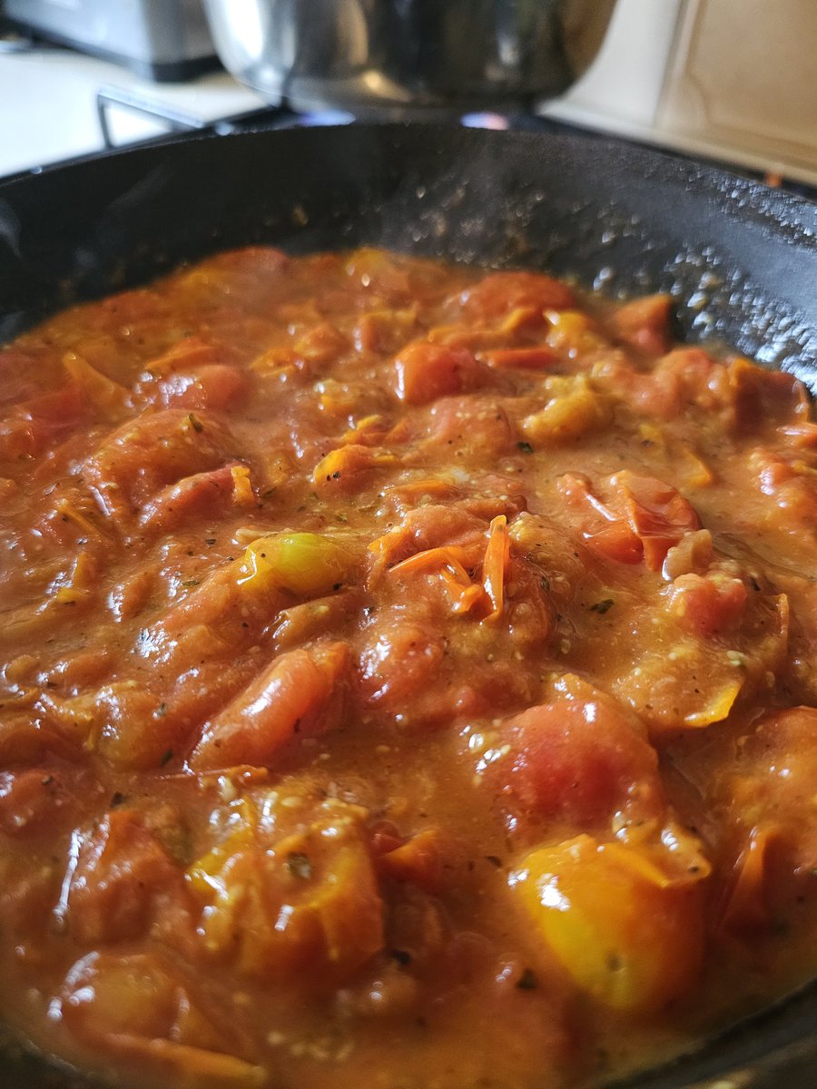 Lukas Juhaniak tweet media