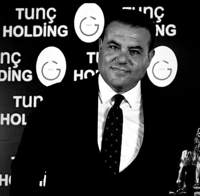 asayisberkemal0's tweet image. Tunç Holding sahibi @dincerazaphangs ve @Ankaraabisiofc , yanan bazı ormanların yerine fidan dikeceklerini duyurdu.
• Azaphan, 1000 fidan bağışladı.