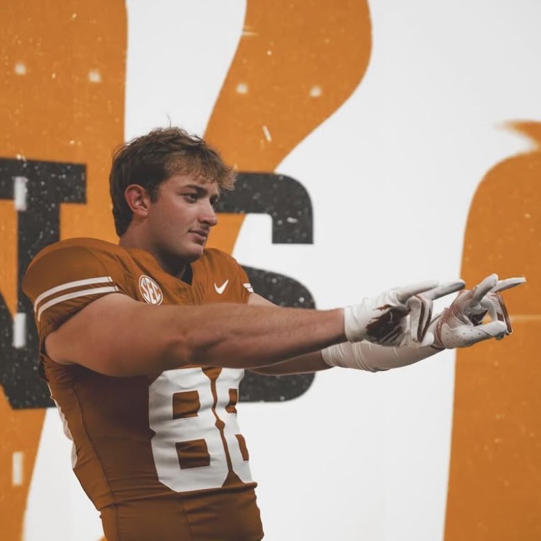 Orangebloods.com (@orangebloods_) on Twitter photo Texas Really is Going to Have One of the Best TE’s in America Again 🥲🤘
<a href="/JackEndries/">Jack Endries</a> 📸 Texas Really is Going to Have One of the Best TE’s in America Again 🥲🤘
<a href="/JackEndries/">Jack Endries</a> 📸