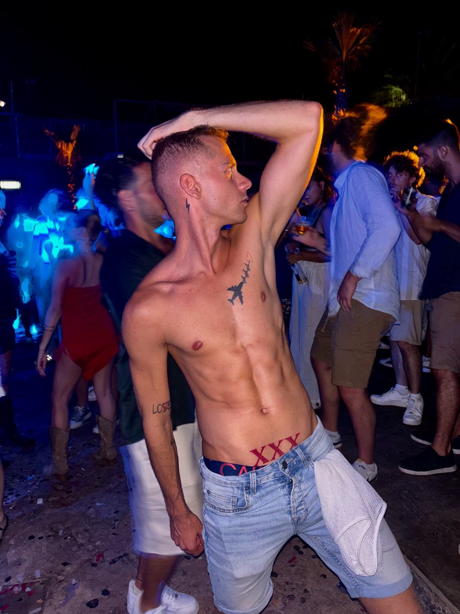 Regret nothing. Live loud. Do shit you can’t post. ❤️