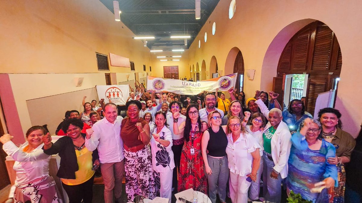 OITAndina's tweet photo. #OIT acompañó en Cartagena el lanzamiento de la Resolución sobre trabajo doméstico👇🏿🙋♀️Un paso clave en el cumplimiento del Convenio #C189
👏 Celebramos que los actores tripartitos fortalezcan el diálogo social para dignificar este trabajo esencial
#ElTrabajoDomésticoEsTrabajo💪🏿 https://t.co/WY7LtX4cUN