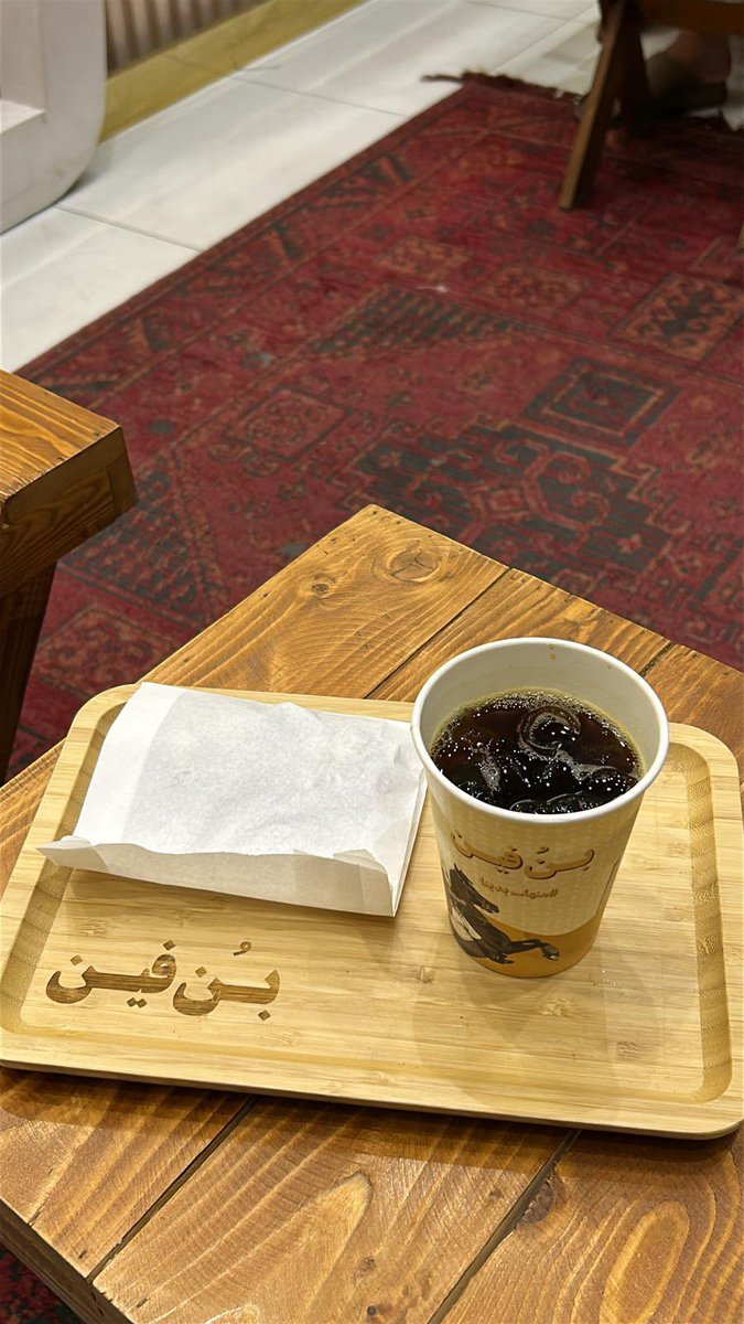 2lorm's tweet image. كـل ما قرَّرت أخليك خليت القرار 
ما دريت إن الهوى صعب يا عذْب الِّلمى

أنت بحرٍ في خريطة ونجمٍ في مدار 
لو أطير من الأراضي لقيتك في السِّما