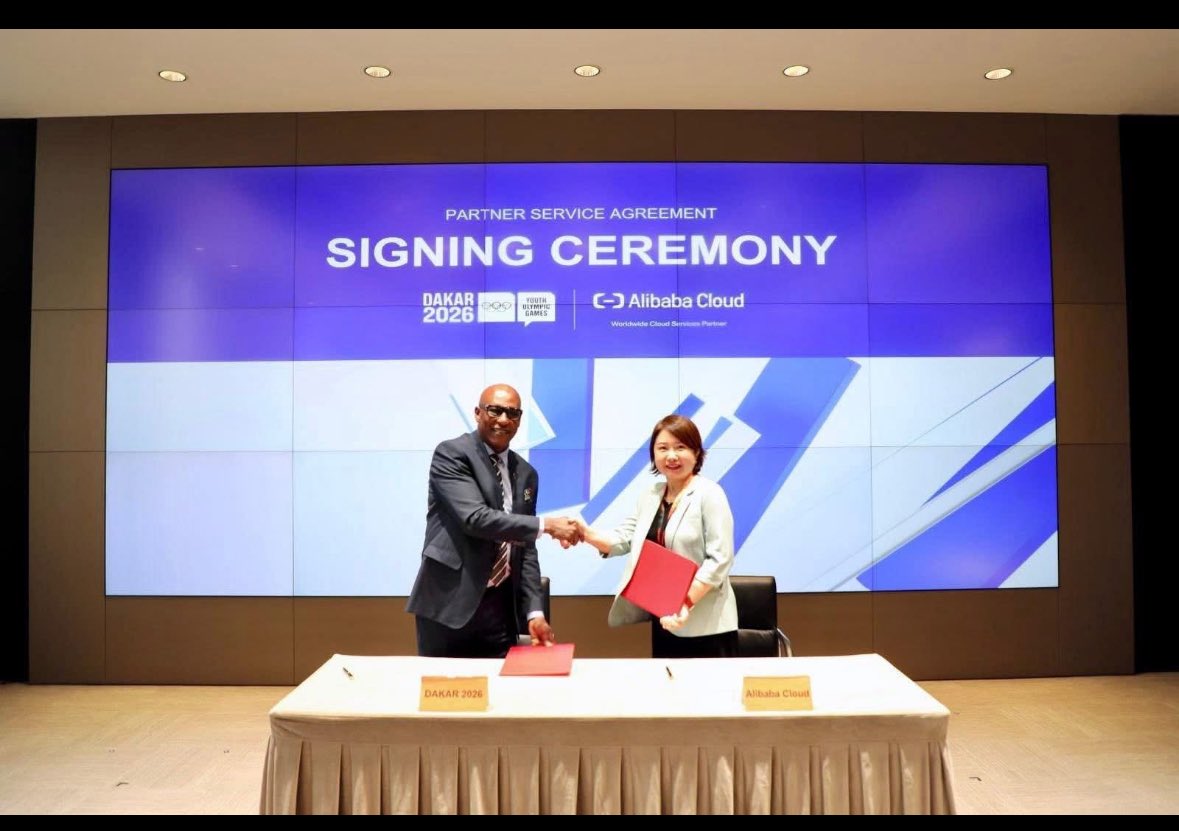 secondair_effet's tweet image. 📌Hangzhou, le 28 juillet 2025
𝐒𝐞́𝐧𝐞́𝐠𝐚𝐥 𝐞𝐭 𝐀𝐥𝐢𝐛𝐚𝐛𝐚 𝐂𝐥𝐨𝐮𝐝 𝐬𝐜𝐞𝐥𝐥𝐞𝐧𝐭 𝐮𝐧 𝐩𝐚𝐫𝐭𝐞𝐧𝐚𝐫𝐢𝐚𝐭 𝐡𝐢𝐬𝐭𝐨𝐫𝐢𝐪𝐮𝐞 𝐩𝐨𝐮𝐫 𝐥𝐞𝐬 𝐉𝐎𝐉 𝐃𝐚𝐤𝐚𝐫 𝟐𝟎𝟐𝟔
À la suite de la visite officielle du Premier Ministre Ousmane SONKO en Chine en juin…