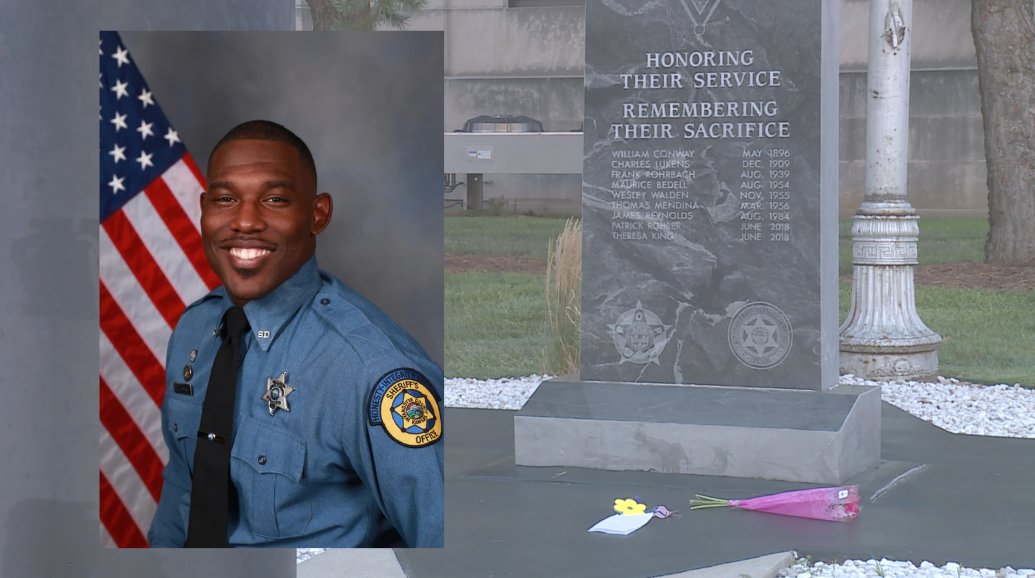 KSHB41's tweet image. The community will hold a candlelight vigil at 8:30 p.m. Wednesday to honor and remember fallen Wyandotte County Deputy Elijah Ming.
Details: kshb.com/news/local-new…