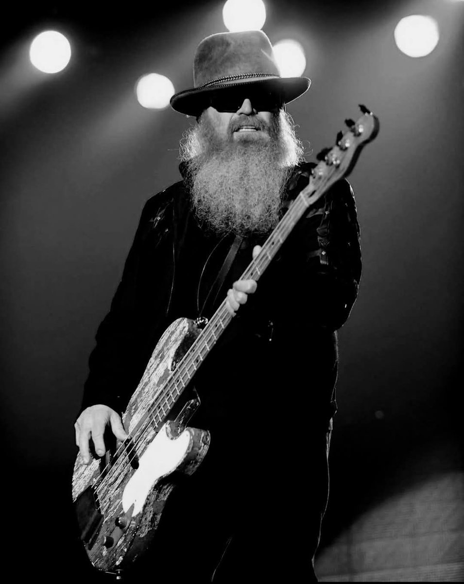 moneyfirstralph's tweet image. Remembering #ZZTop bassist #DustyHill, who died today in 2021.