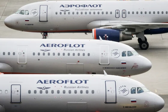 Russia’s national airline Aeroflot bonked by hackers in retaliation for the war in Ukraine and repression in Belarus. Over 100 flights were canceled, IT systems collapsed, and at least 7,000 servers destroyed. #oprussia 🧵