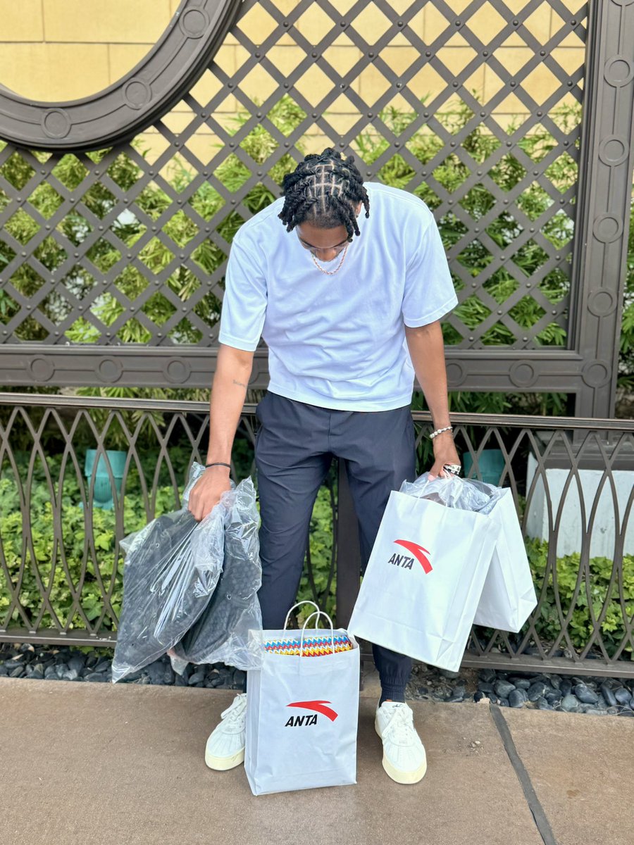 Seneca Knight tweet media