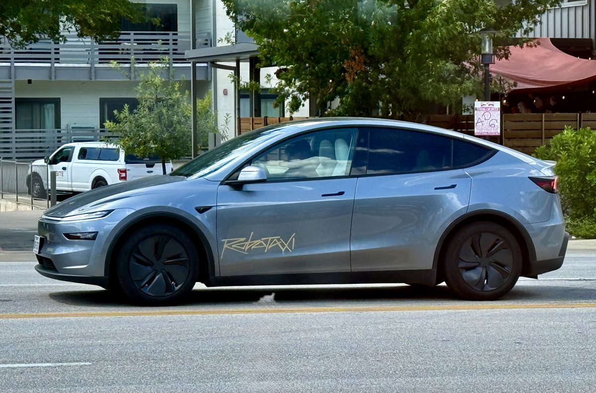 geniessen_sie's tweet image. Das Robotaxi in Austin 🤩