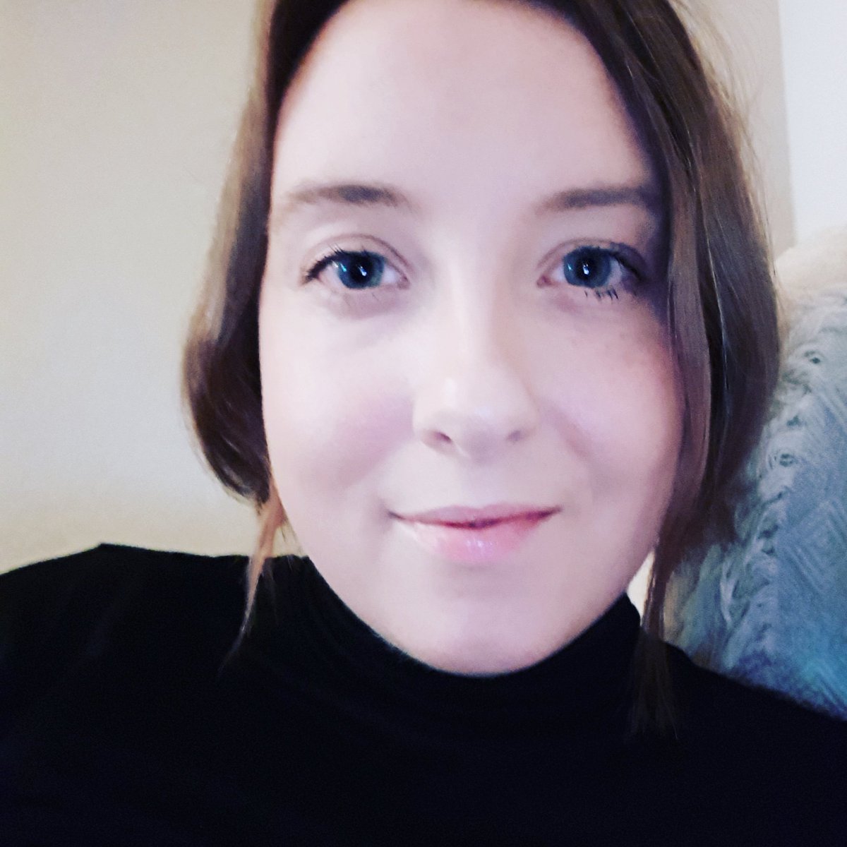 OptimistKaren's tweet image. ||• Happy Munday everyone. Here's to another busy week. . .
Keep smiling