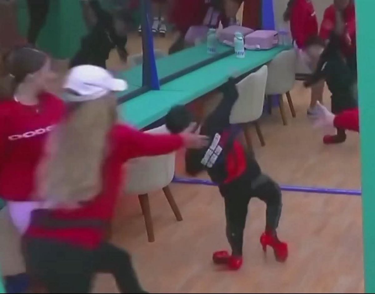 Parababire tweet media