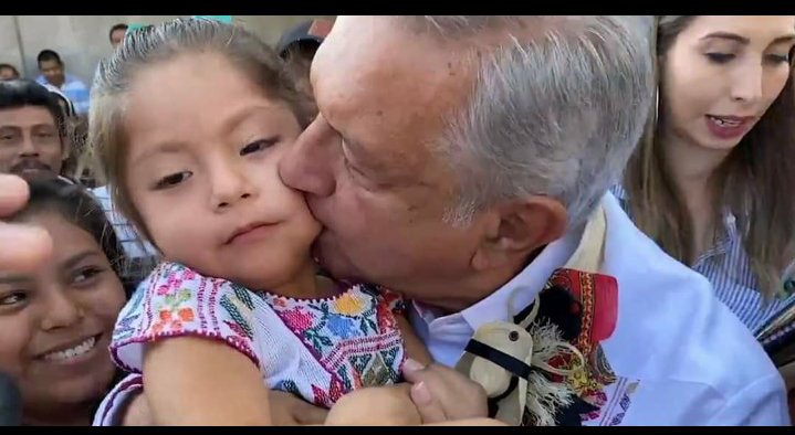 <a href="/e1_diaz/">Marcelina Diaz Eqz.</a> <a href="/BigPata/">El Ahijado 👁</a> <a href="/RebecaO64593519/">Rebeca Ortiz</a> <a href="/MIGUELANGE87104/">MIGUEL ANGEL ZERMEÑO</a> <a href="/AndrsPadillaCa1/">Andrés Padilla Camacho</a> <a href="/BlancaC6163940/">Blanca Cruz</a> <a href="/NegroElchairo/">Elchairo Negro</a> <a href="/CoquitoCohen/">Jorge Cohen ✡️🇮🇱</a> <a href="/aguilareal_Vega/">J. Vega🕊</a> <a href="/Leticia23475258/">La quilla Lety 💚🤍❤️</a> <a href="/Gregii1/">Gregii</a> <a href="/letts10/">Leticia Martinez</a> <a href="/AngellokbronR/">AngelloKbron</a> <a href="/Isairoca3/">Mérope light 🇲🇽 🇱🇧</a> <a href="/garfieldinmor1/">Disfrutando Lo Votado(POR TRUMP QUIEN MAS)</a> <a href="/PorfirioMigue13/">Pormilogro y mérito</a> <a href="/slechugavega/">Samuel Lechuga🇲🇽🇨🇭</a> <a href="/JLOsuna2172/">JUAN THE BOT!</a> <a href="/pelondnfrente/">HARRY HALLER</a> <a href="/suxess4ever/">Success ForEver</a> <a href="/Memoarias13/">Einstein1</a> <a href="/4T_al100pablok/">pablo cab4T</a> <a href="/kalmar45000/">OfelioDelaRosa</a> <a href="/rimo81313145/">Atypical te ve</a> <a href="/VictorG07606867/">Vik Gam</a> <a href="/tumbapuercos5/">Castillo castillo</a> <a href="/jorgecampos_b/">jorge campos bahena</a> <a href="/NuevaLuna23/">Nueva Luna</a> <a href="/GoytortuaGoyto1/">Francisco Goytortúa Márquez</a> <a href="/robertcn100/">@robertcn100 (Aka RobertoN Corazón de LEÓN)</a> <a href="/Martin13negro/">Jose Martin Martinez Hernandez</a> <a href="/chavez60211/">jose chavez</a> <a href="/AngelLara255337/">Angel Lara</a> <a href="/pmarti01/">pmarti01</a> <a href="/Zarabandiuka/">Zarabanda</a> <a href="/Esther_ATT/">Esther. 🚚 LA TRAIL-LISTA 🚚</a> <a href="/pepinomarino5/">pepino marino</a> <a href="/FRACONSULTOR/">ENRIQUE</a> <a href="/Alpha_Linxi/">Lidia Juárez Pérez</a> <a href="/artdesing16_2/">DAN🏅🩷EN POLÍTICA TODO SE NEGOCÍA,HASTA UN PAÍS.</a> <a href="/pas_val25714/">Paskualovski</a> <a href="/MadelPilarTorre/">Enriqueta</a> <a href="/IreriGM/">𝕴𝖗𝖊𝖗𝖎 𝕸</a> <a href="/adan_augusto/">Adán Augusto López H</a> <a href="/HectorYunes/">Héctor Yunes Landa</a> <a href="/RicardoMonrealA/">Ricardo Monreal A.</a> <a href="/mario_delgado/">Mario Delgado</a> <a href="/lopezobrador_/">Andrés Manuel</a> <a href="/PartidoMorenaMx/">Morena</a> <a href="/amlopezbeltran/">Andres Manuel Lopez Beltran</a> F🔴R🔵I⚪E⚫N⭕D🔴S